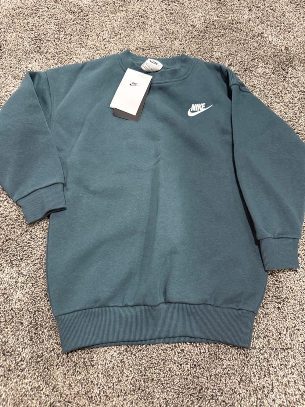 Nike Kids Crewneck Sweatshirt - Deep jungle green with White Logo. NWT